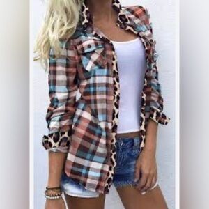 Wild Feathers Chic Flannel Button-Down Shirt with Leopard Accents